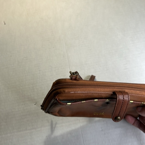 THE SAC BROWN LEATHER WALLET WITH GILD ACCENTS CLUTCH - Picture 5 of 16